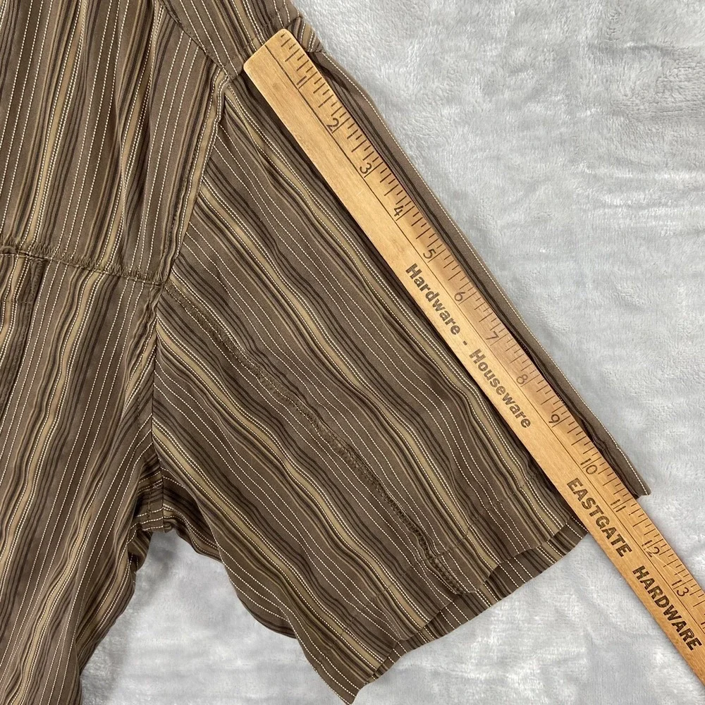 KUHL Shirt Mens XL Button Up Striped Short Sleeve Brown Pocket Hiking Outdoor